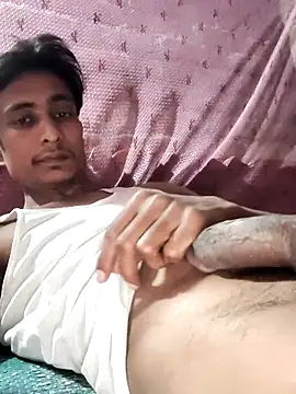 Snapshot of hq9870a chatting on February 16, 4:36 pm hq9870a online show from February 16, 4:36 pm