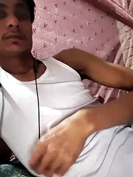 Snapshot of hq9870a chatting on February 21, 5:14 pm hq9870a online show from February 21, 5:14 pm