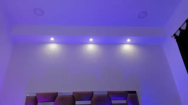 Snapshot of AlondraDiossa03 chatting on February 28, 10:28 pm AlondraDiossa03 online show from February 28, 10:28 pm