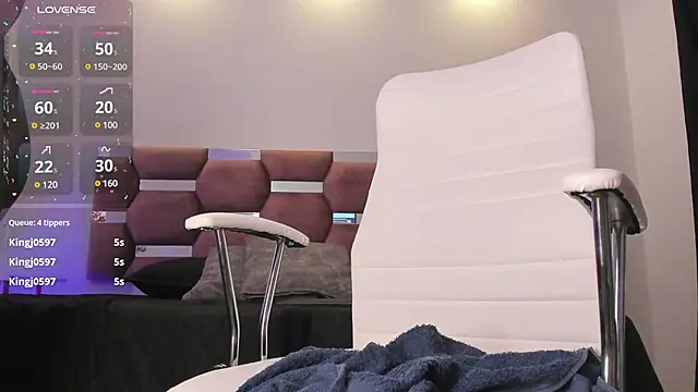 Snapshot of AlondraDiossa03 chatting on March 4, 1:34 am AlondraDiossa03 online show from March 4, 1:34 am