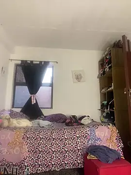 Snapshot of AlondraDiossa03 chatting on October 18, 11:11 am AlondraDiossa03 online show from October 18, 11:11 am