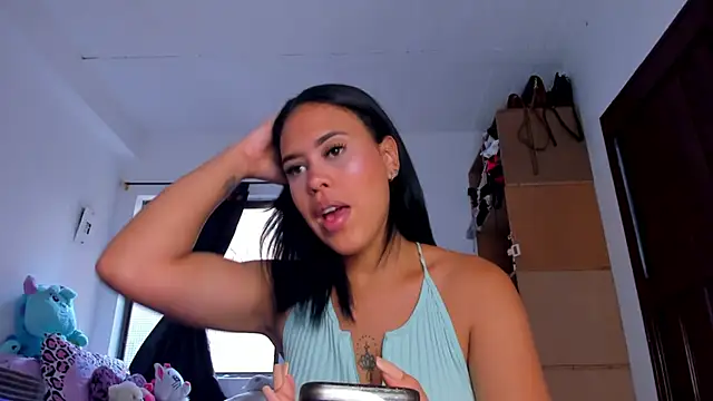 Snapshot of AlondraDiossa03 chatting on October 22, 5:45 pm AlondraDiossa03 online show from October 22, 5:45 pm