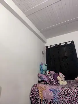 Snapshot of AlondraDiossa03 chatting on October 28, 7:05 pm AlondraDiossa03 online show from October 28, 7:05 pm