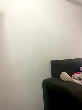 Snapshot of AlondraDiossa03 chatting on November 5, 6:52 pm AlondraDiossa03 online show from November 5, 6:52 pm