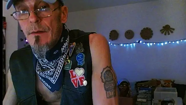 mycock2474u online show from March 1, 7:41 am