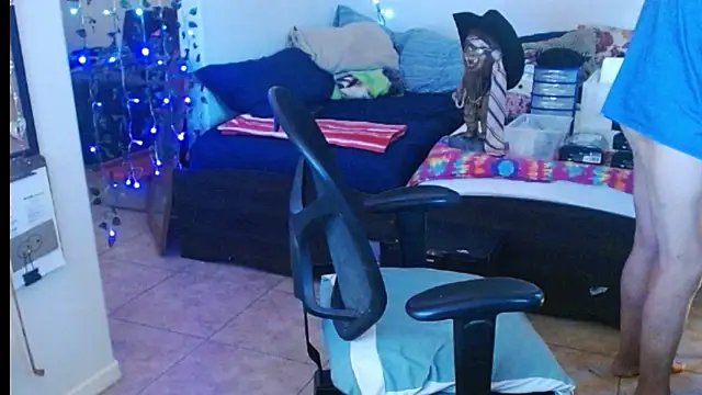 mycock2474u online show from March 3, 1:53 pm