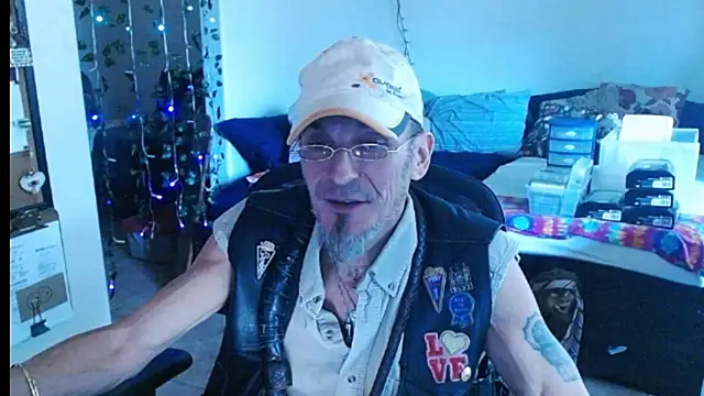 mycock2474u online show from March 6, 3:13 pm