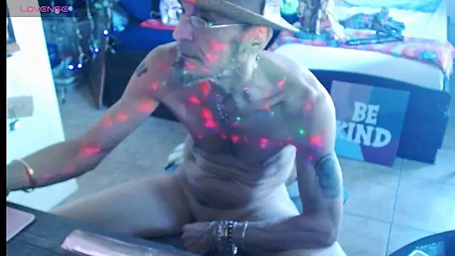 mycock2474u online show from March 17, 4:33 pm