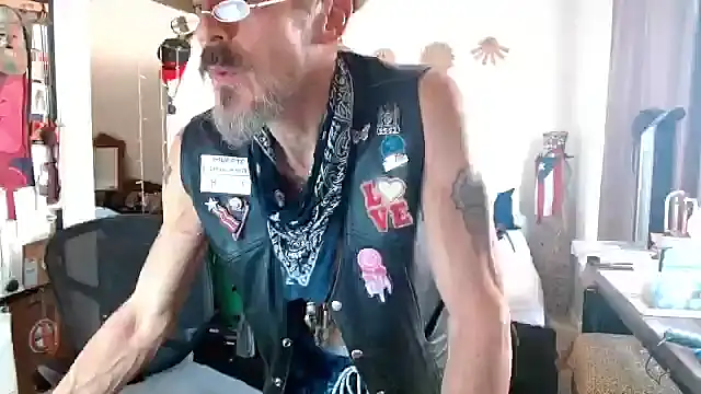 mycock2474u online show from September 28, 9:09 pm