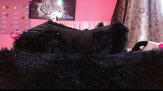 Snapshot of sofia_gold_ chatting on March 15, 8:10 pm sofia gold  online show from March 15, 8:10 pm