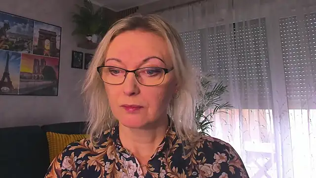 vanessa chat online show from February 21, 12:28 pm