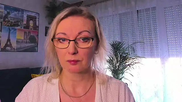 vanessa chat online show from March 5, 2:13 pm