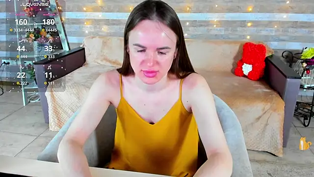 Snapshot of SusanSmit chatting on April 23, 7:05 pm SusanSmit online show from April 23, 7:05 pm