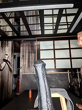 DarkDea online show from December 18, 3:18 pm