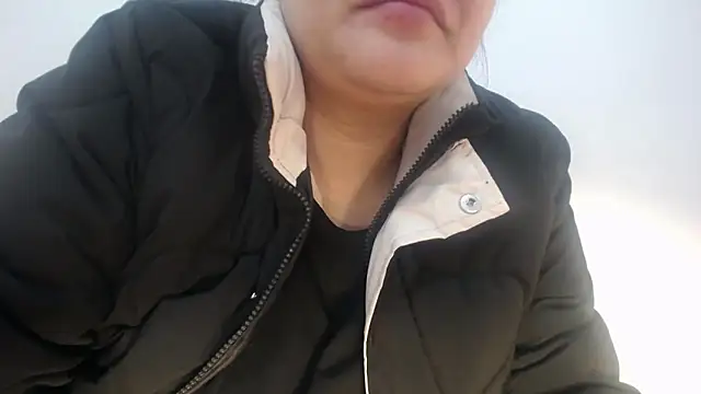 Snapshot of Squirt_tsunami_268 chatting on February 20, 2:40 am Squirt tsunami 268 online show from February 20, 2:40 am