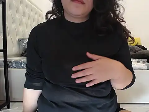 Snapshot of Squirt_tsunami_268 chatting on December 5, 5:53 pm Squirt tsunami 268 online show from December 5, 5:53 pm