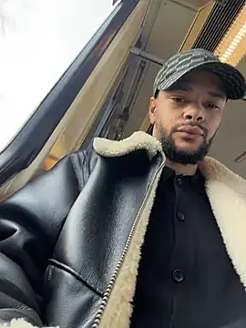 Lionayowe online show from April 16, 7:31 am