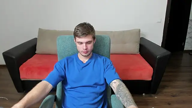 maks wolfis online show from January 5, 6:56 pm