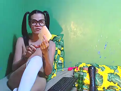 Paula Jordan online show from October 5, 3:21 pm