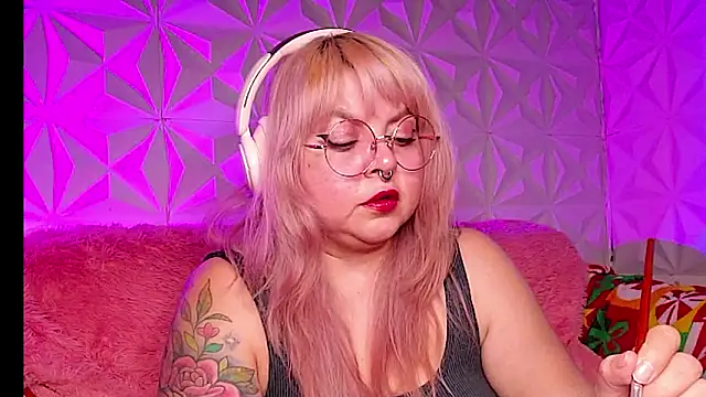 Satyn doll online show from February 3, 12:09 am