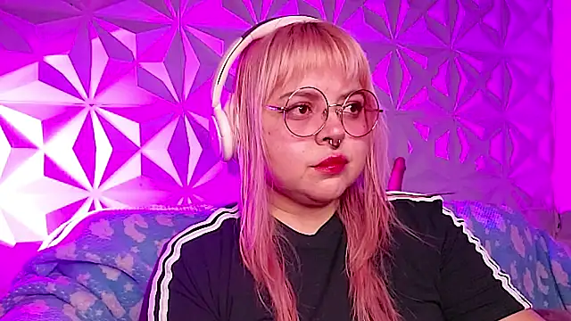 Satyn doll online show from April 16, 11:07 pm