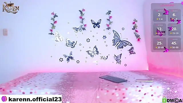 Snapshot of karen_sofia_ chatting on February 14, 1:29 pm karen sofia online show from February 14, 1:29 pm