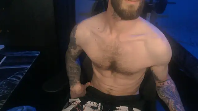 Snapshot of SexxxyLouis chatting on May 23, 7:46 am SexxxyLouis online show from May 23, 7:46 am