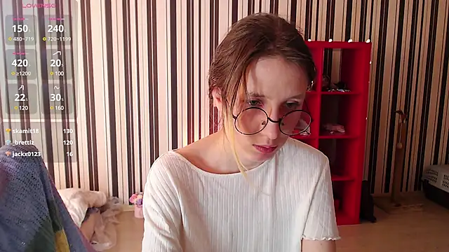 Snapshot of _Hanna_Moon_ chatting on February 16, 10:54 am Hanna Moon online show from February 16, 10:54 am