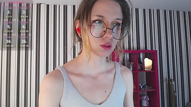 Snapshot of _Hanna_Moon_ chatting on March 5, 6:54 am Hanna Moon online show from March 5, 6:54 am