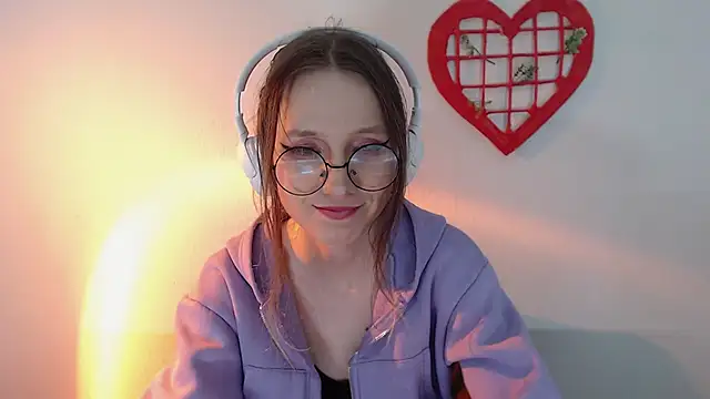 Snapshot of _Hanna_Moon_ chatting on May 29, 10:46 am Hanna Moon online show from May 29, 10:46 am