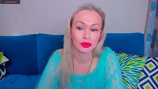 EllenMoore online show from September 9, 3:06 am