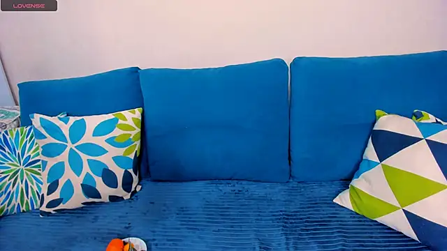 EllenMoore online show from November 17, 3:01 am