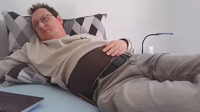 shymanhn online show from March 3, 9:37 am