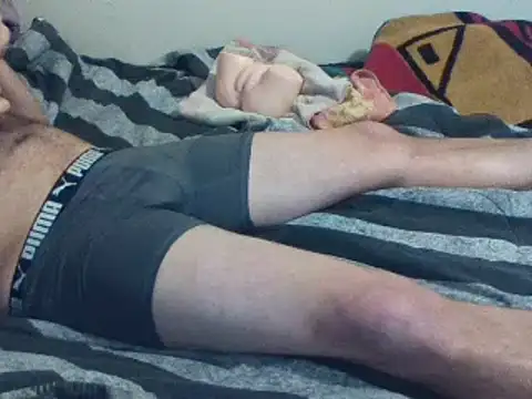 Snapshot of Bwc4u2Ride chatting on December 23, 1:03 pm Bwc4u2Ride online show from December 23, 1:03 pm