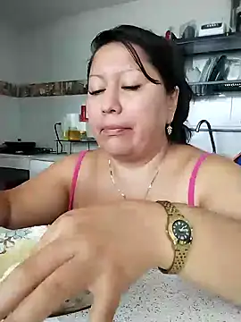Snapshot of Brenda_Berck_ chatting on February 17, 12:48 pm Brenda Berck online show from February 17, 12:48 pm