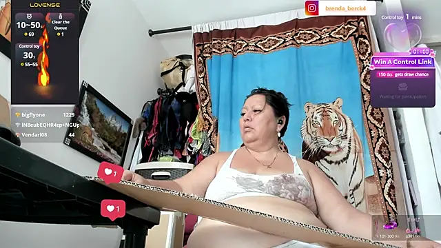 Snapshot of Brenda_Berck_ chatting on March 4, 5:13 pm Brenda Berck online show from March 4, 5:13 pm