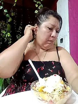 Snapshot of Brenda_Berck_ chatting on October 15, 12:44 am Brenda Berck online show from October 15, 12:44 am