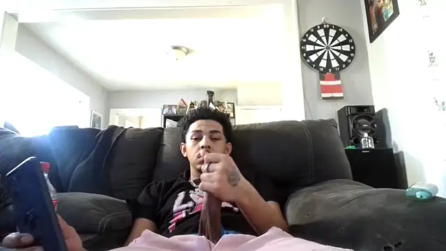 bigdickjojo69 online show from February 15, 9:00 pm