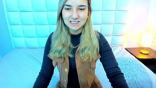 teresasroom  online show from November 8, 10:37 am