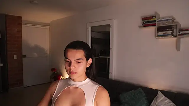  Vahos  online show from January 14, 8:03 pm