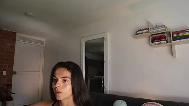  Vahos  online show from March 17, 5:27 pm