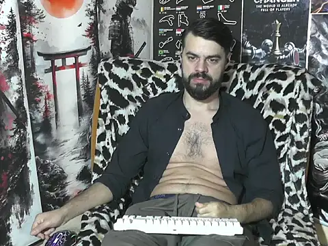 00george online show from November 27, 8:33 pm