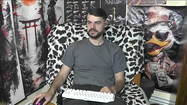 00george online show from April 17, 1:03 pm