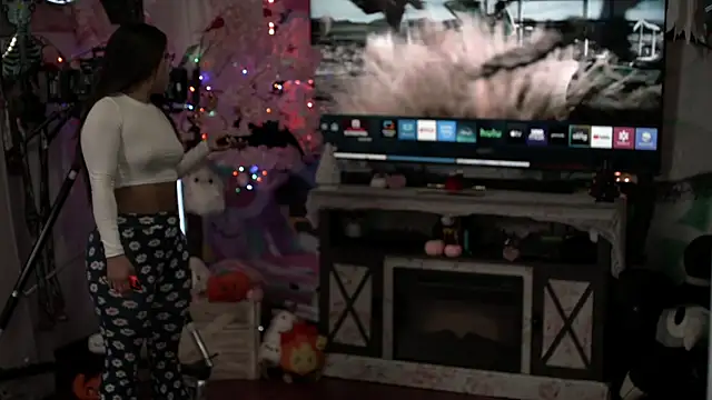 Nikki Torres online show from September 24, 12:36 am