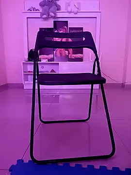 Snapshot of Latin_summer chatting on December 24, 2:10 am Latin summer online show from December 24, 2:10 am