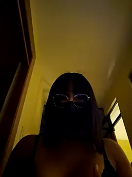 Snapshot of Latin_summer chatting on September 24, 2:59 am Latin summer online show from September 24, 2:59 am