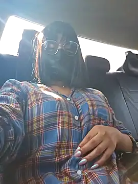 Snapshot of Latin_summer chatting on October 24, 8:27 pm Latin summer online show from October 24, 8:27 pm