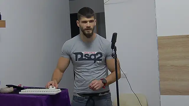 MauroTwin online show from February 1, 6:19 pm