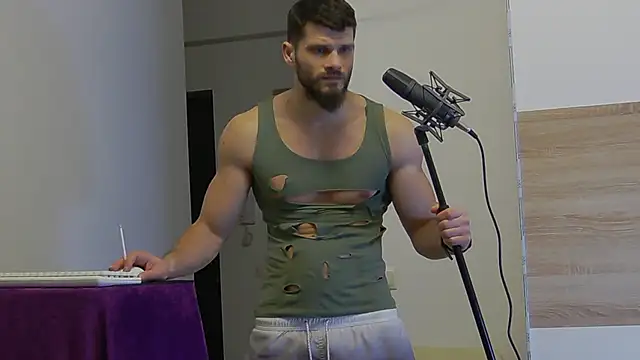 MauroTwin online show from February 8, 7:59 pm