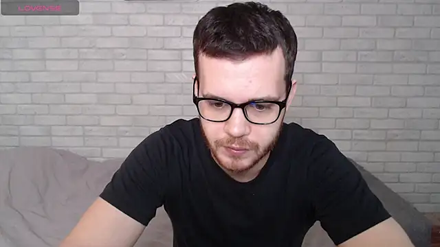 Alexxx horny online show from March 25, 7:47 am